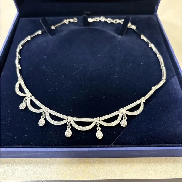 Swarovski Gold Festoon Necklace with Decorative Drops - Picture 5 of 8